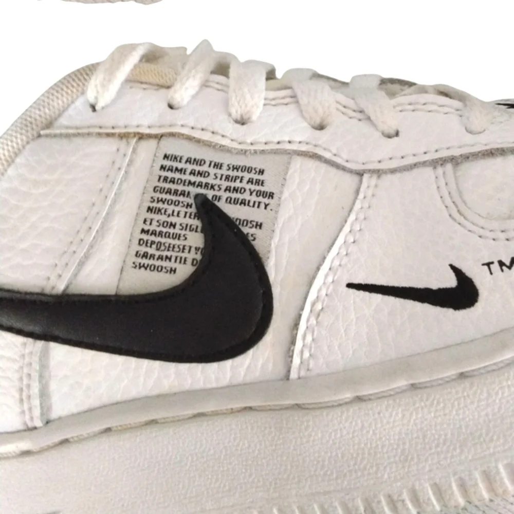 Nike Air Force 1 LV8 '07 Sneakers White And Black Nike's Women's Size 7.5